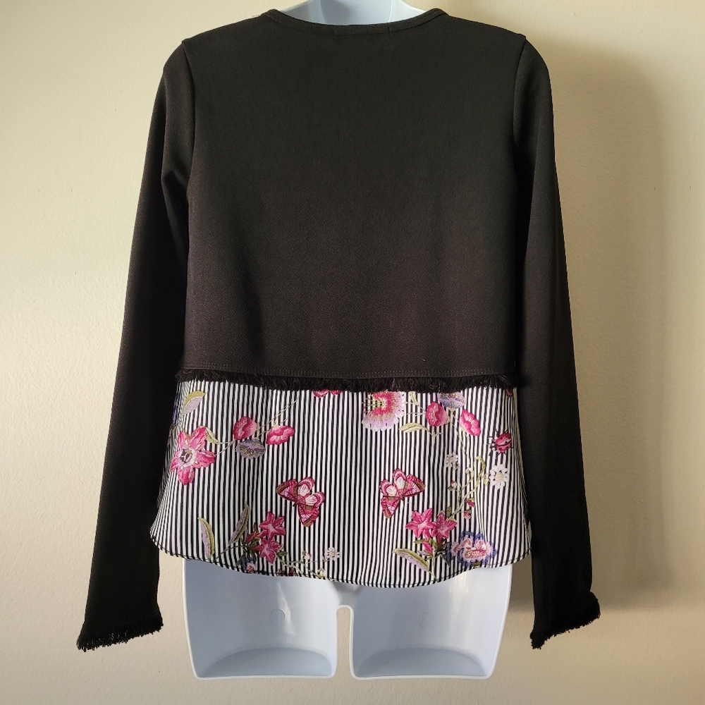 NWT Casual Coutour Top - Picture 3 of 14